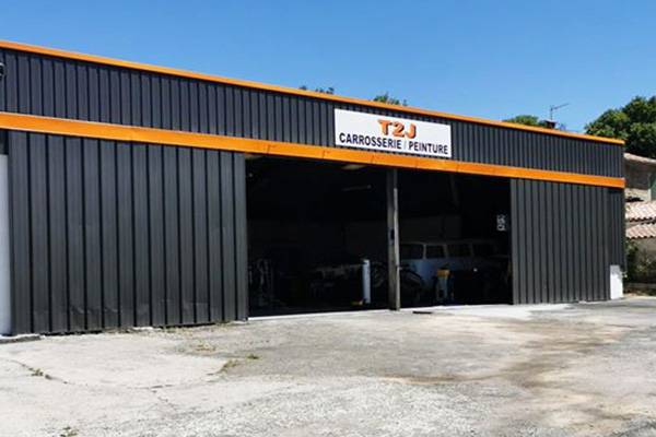 T2J-Carrosserie -Peinture-et-restauration-de-véhicules-à-Alès