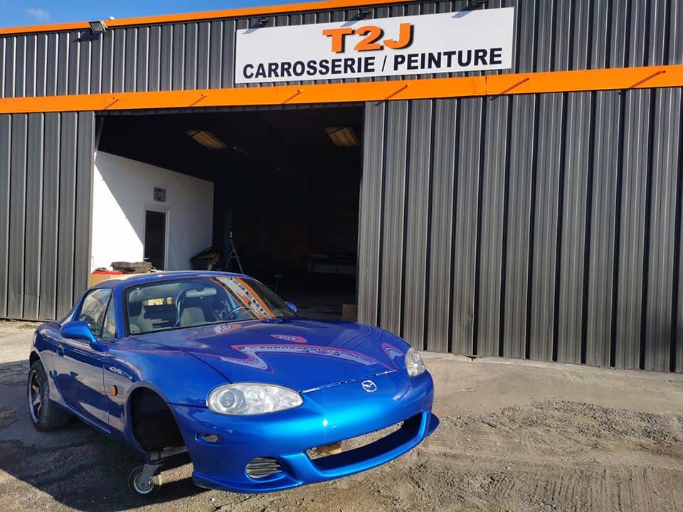 MAZDA - Carrosserie T2J -1
