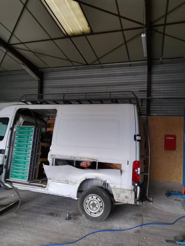 RENAULT MASTER - Carrosserie T2J - 9