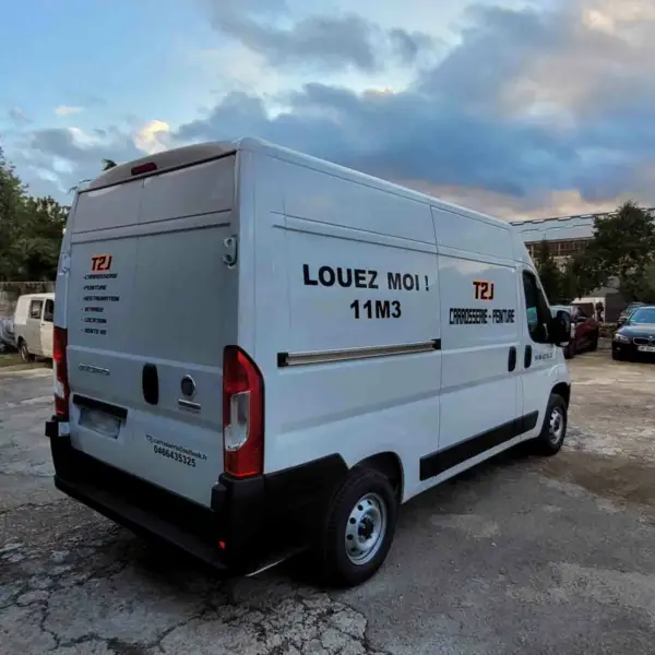 Location de voiture - T2J Carrosserie- 6